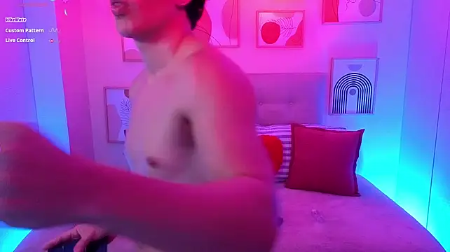 Almiboys stripchat live cam model