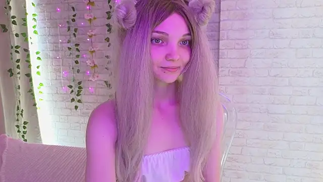 AnimeAlica18 stripchat live cam model
