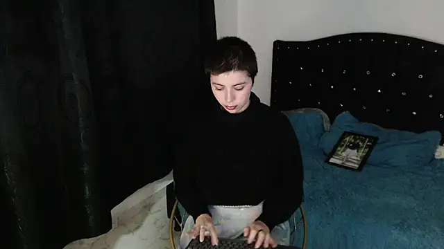 Dafn_12 stripchat live cam model