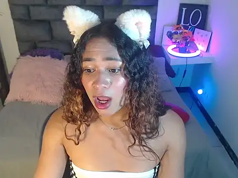 Valentine_Rose stripchat live cam model