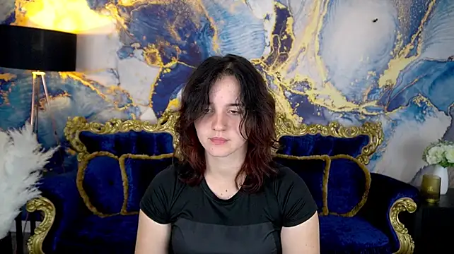 CassandraGold stripchat live cam model