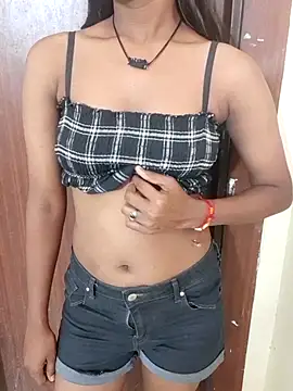 ItsYourJaanu stripchat live cam model