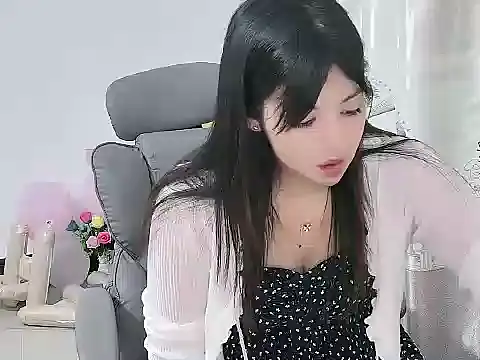 xiaoling-one001 stripchat live cam model
