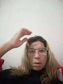 RenataAraujo stripchat live cam model