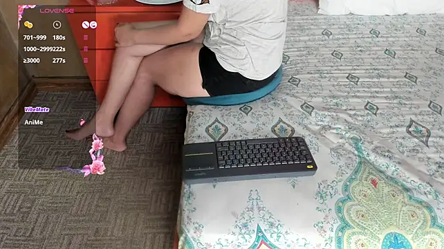 VallerieJones stripchat live cam model