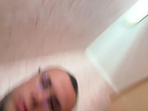 Aleks12sss0 stripchat live cam model