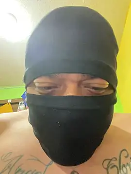 khorny5e stripchat live cam model