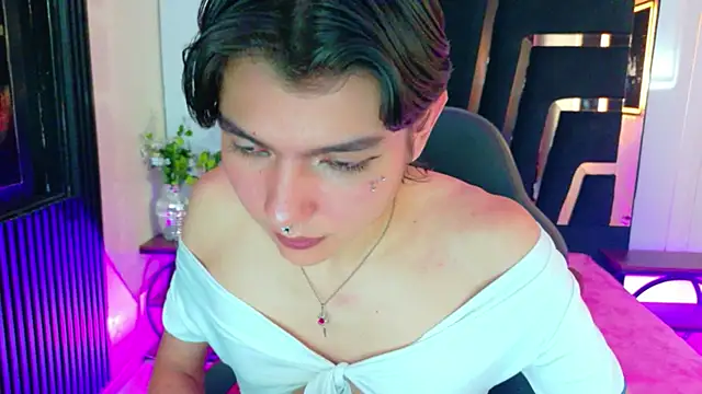 alandelrey1 stripchat live cam model
