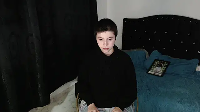 Dafn_12 stripchat live cam model