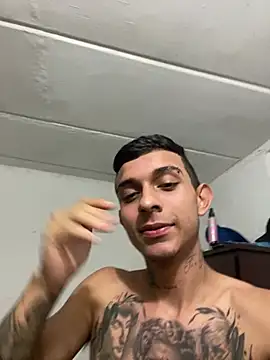 fran777775 stripchat live cam model