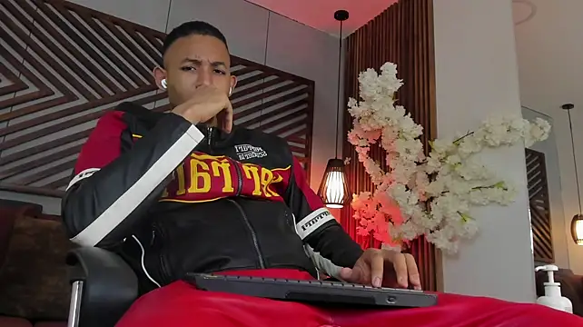B_Wild stripchat live cam model