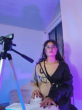 Lili_clan1 stripchat live cam model