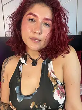 LeidySavage stripchat live cam model