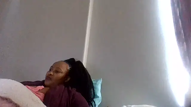 BabeAssXX stripchat live cam model