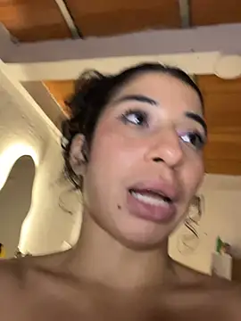 Miily_0 stripchat live cam model