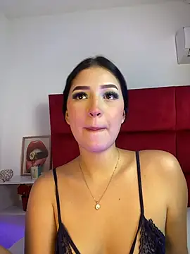 Victoriafranco stripchat live cam model