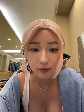 winter11 stripchat live cam model