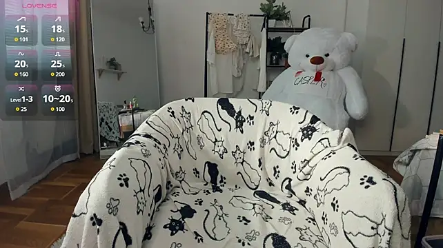 FaaBinaa stripchat live cam model