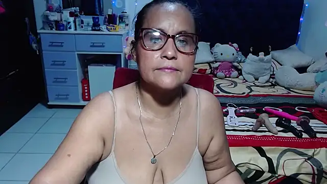 pervert_mommy_ stripchat live cam model