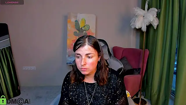 MartaEdams stripchat live cam model