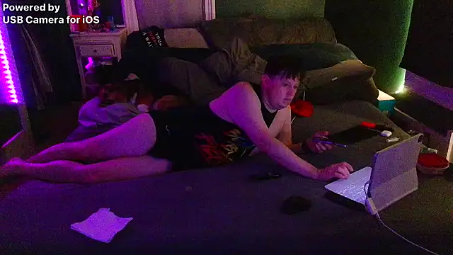 thick_d_energy1 stripchat live cam model