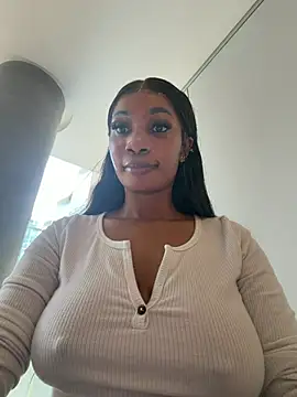 ___Nessa stripchat live cam model