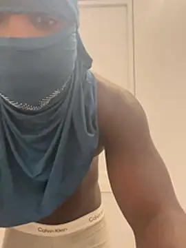 Iamblack-me stripchat live cam model