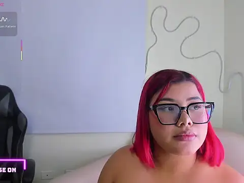 Samiralips_ stripchat live cam model
