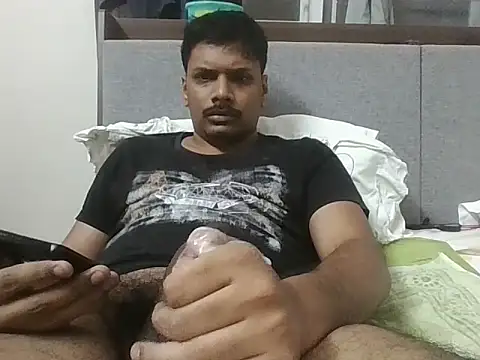 Bakasur_19 stripchat live cam model