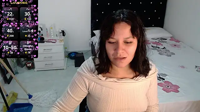 soniafuckboobs stripchat live cam model