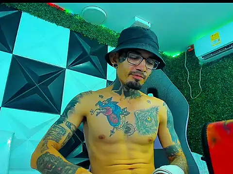 Boy_tatto77 stripchat live cam model