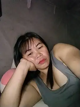 -Lemi- stripchat live cam model