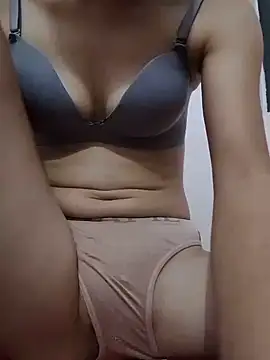 Isla-Natalia stripchat live cam model