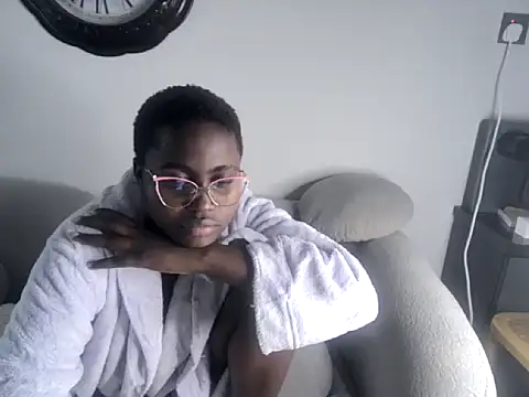 sweetsin12 stripchat live cam model