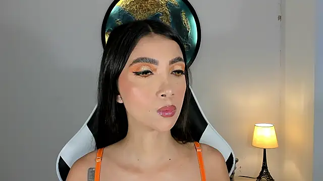 Megannwilliams stripchat live cam model