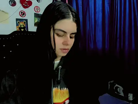 maddison_inova stripchat live cam model