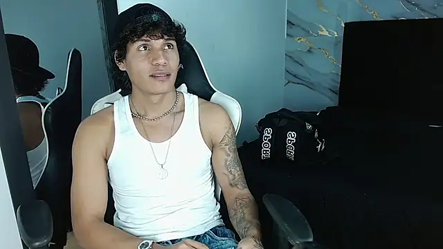 MaximilianRoth stripchat live cam model