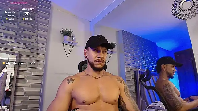 ARON_TAYLER01 stripchat live cam model