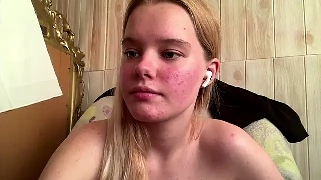 Malinwitch stripchat live cam model