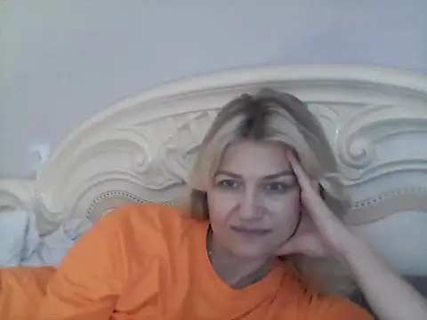 Tareliy stripchat live cam model