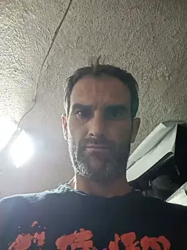 Peshtic20 stripchat live cam model