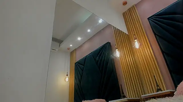 Kathie_Vega stripchat live cam model