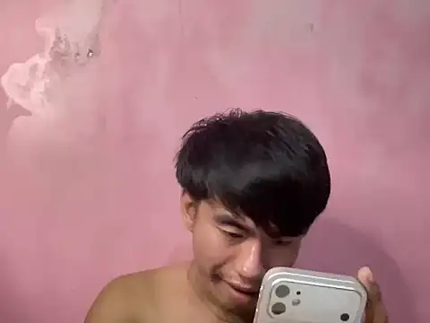 Benevolent_XO_Marc stripchat live cam model