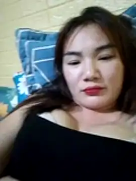 Voiva11 stripchat live cam model