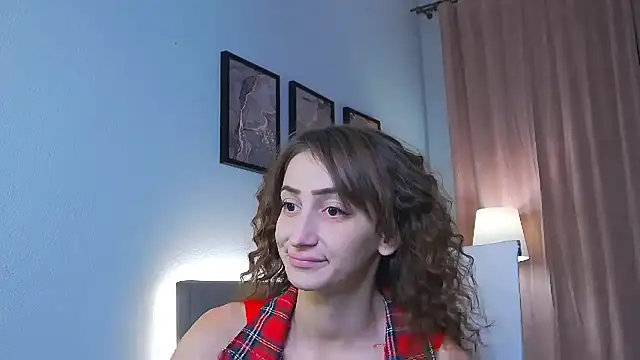 SofiaHill stripchat live cam model