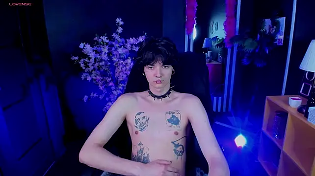 YoungHeartbroker stripchat live cam model