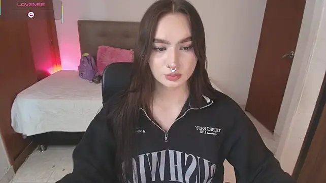 Miley_Baker stripchat live cam model