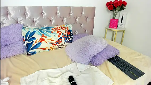 alanavega11 stripchat live cam model