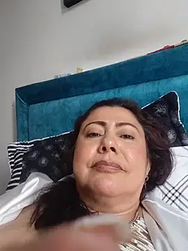 EmmaJhomson stripchat live cam model