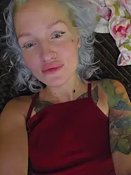 KateMonroe stripchat live cam model